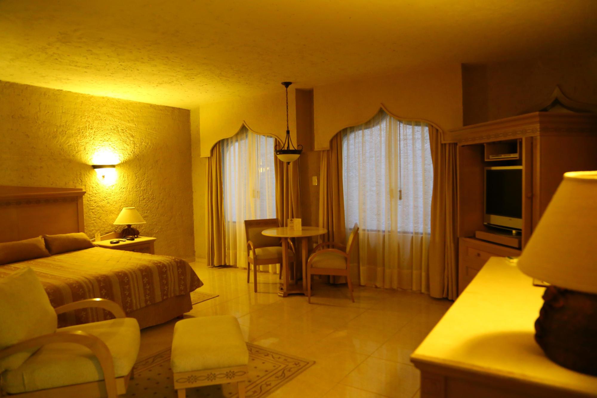 Suites Layfer, Cordoba, Veracruz, Mexico Экстерьер фото